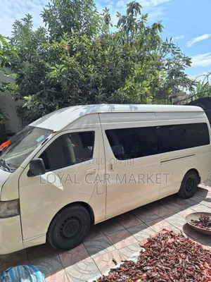 Toyota HiAce 2008 White