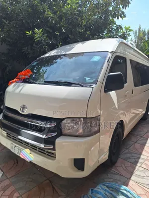 Toyota HiAce 2008 White