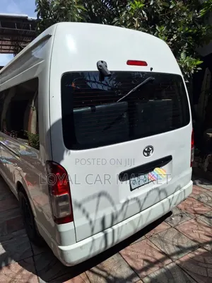 Toyota HiAce 2008 White