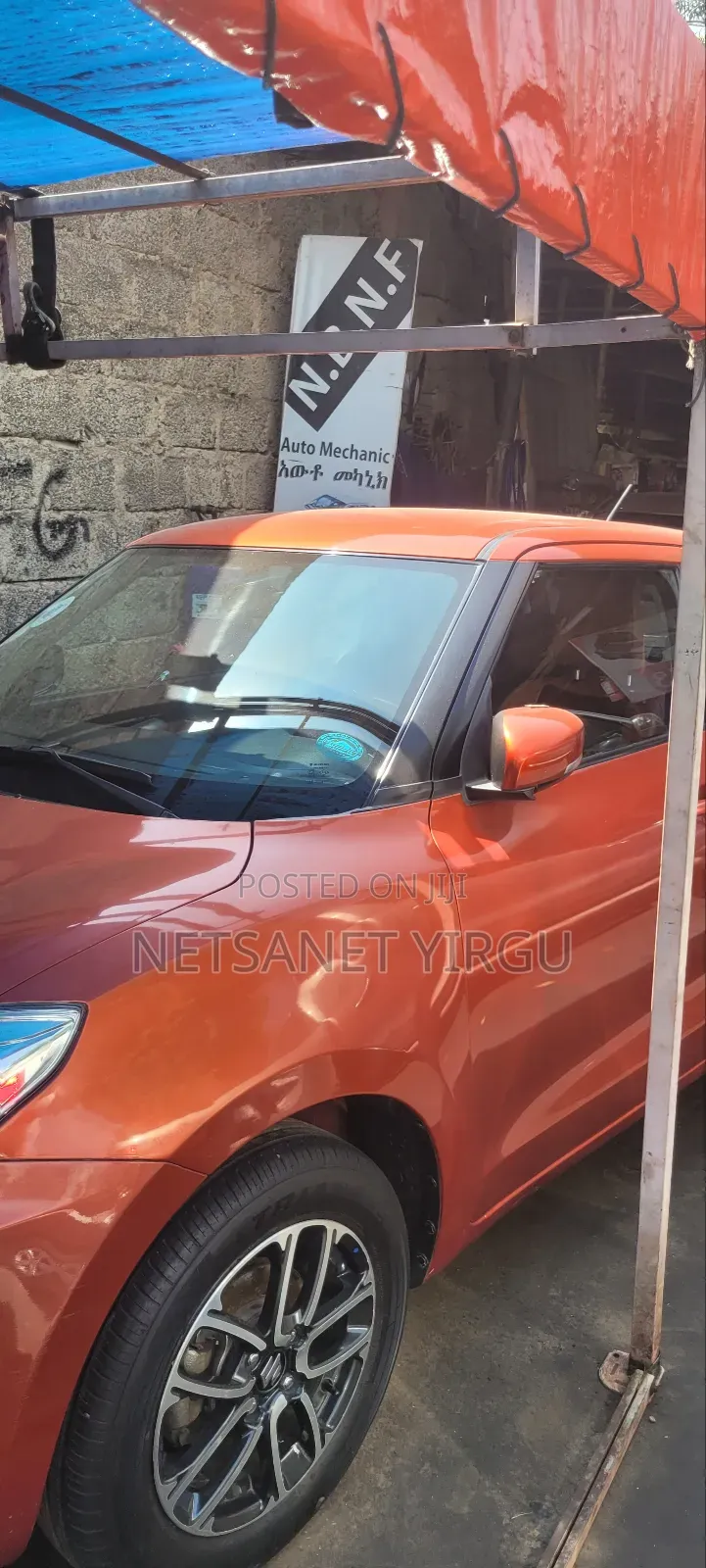 Suzuki Swift RS 2021 Orange