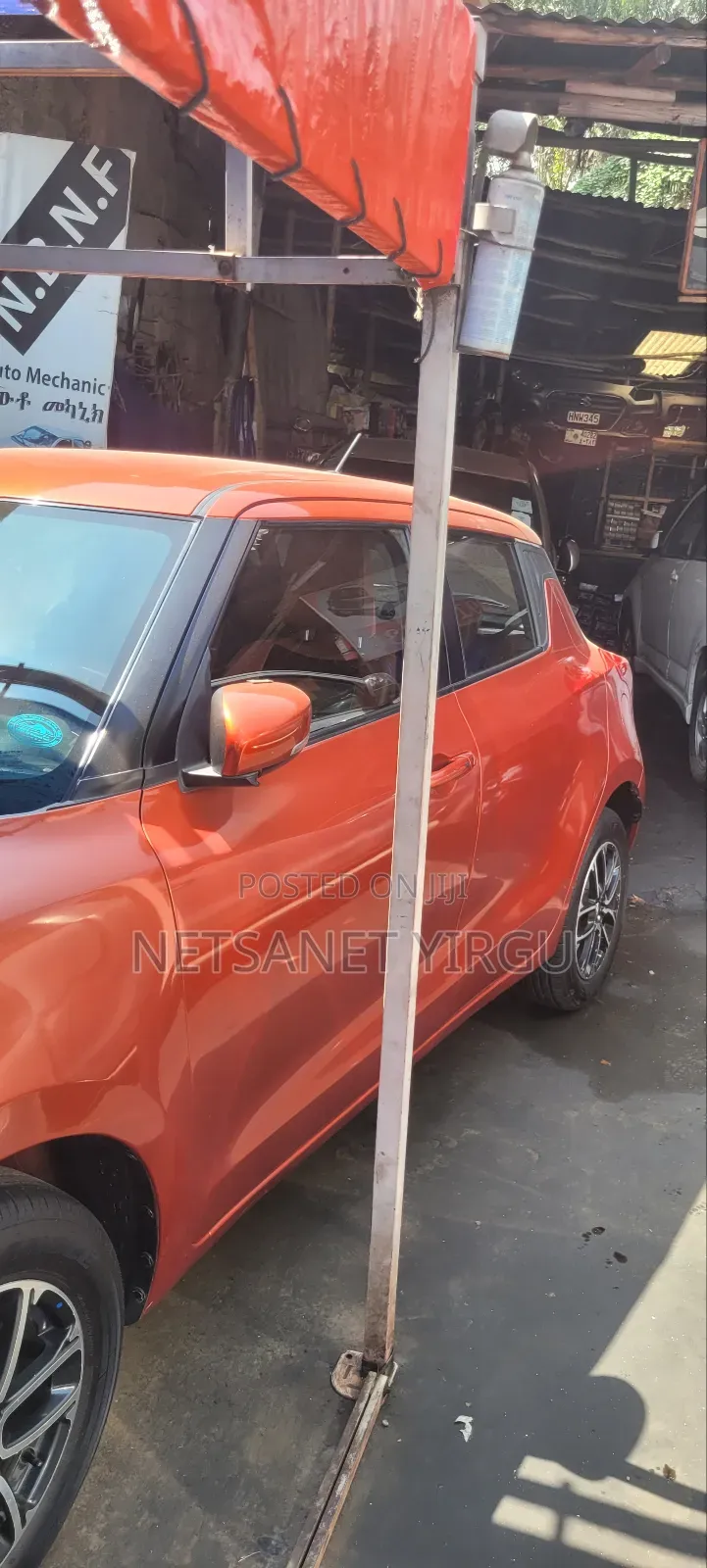 Suzuki Swift RS 2021 Orange