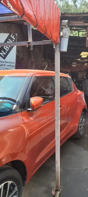 Suzuki Swift RS 2021 Orange