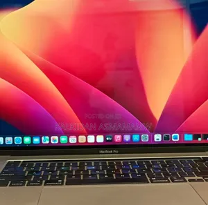 Photo - New Laptop Apple MacBook 16GB Intel Core I7 SSD 512GB