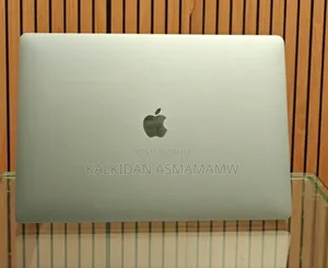 New Laptop Apple MacBook 16GB Intel Core I7 SSD 512GB