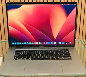 New Laptop Apple MacBook 16GB Intel Core I7 SSD 512GB