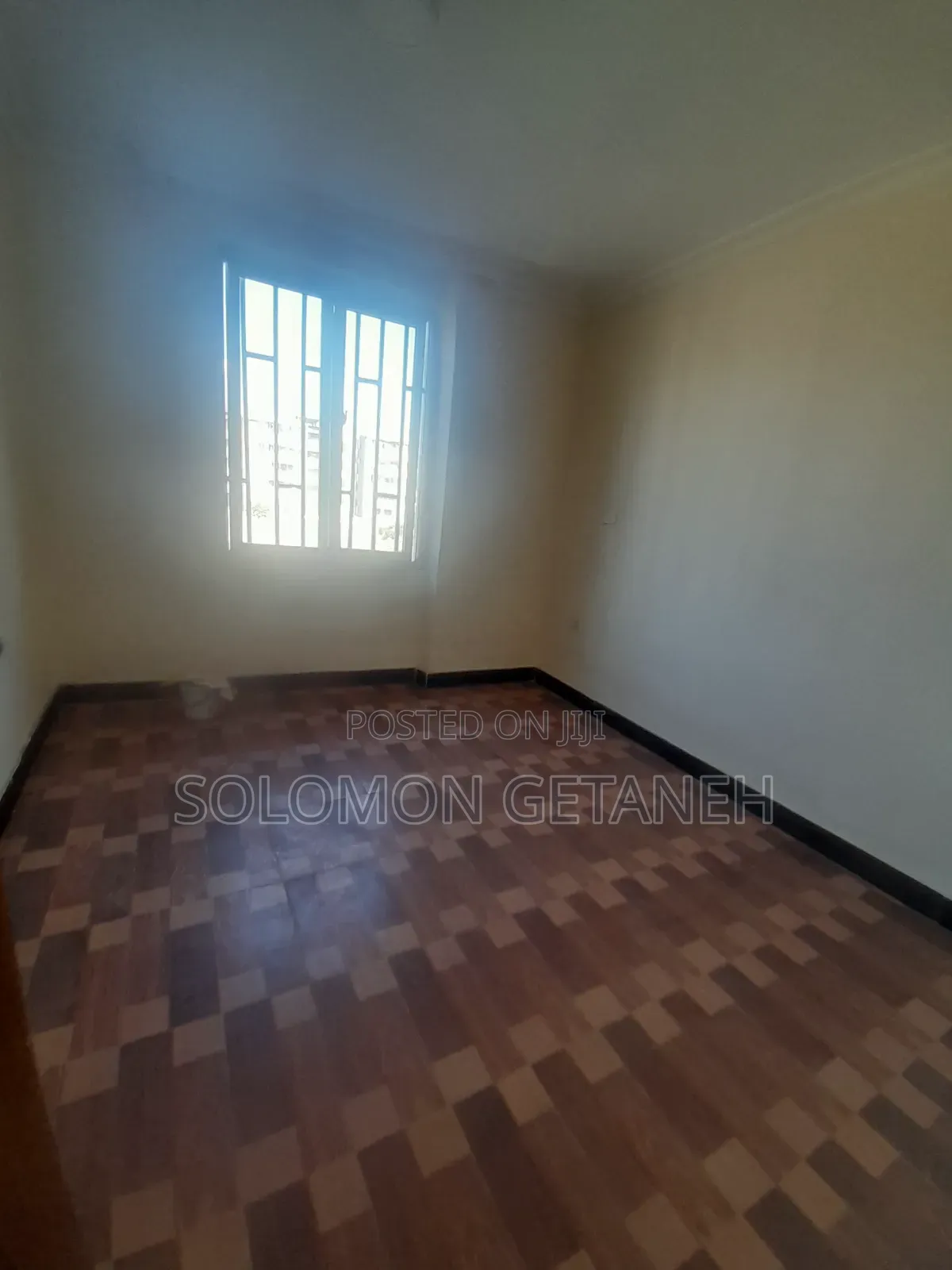 Furnished 2bdrm Condo in ፕሮጀክት 12, Akaky Kaliti for sale