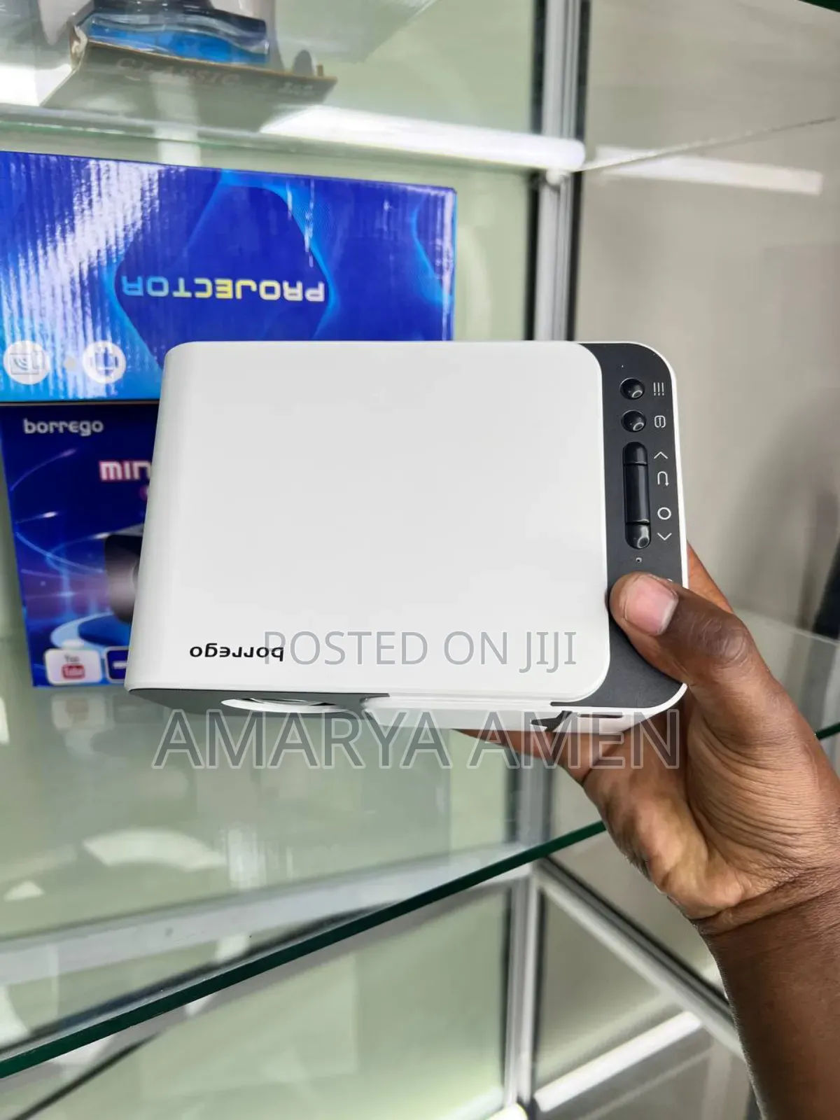 The Borrego Smart 6 Mini Projector