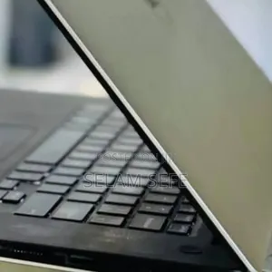 Photo - New Laptop Dell Precision 5520 16GB Intel Core i7 SSD 512GB