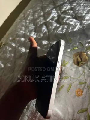 Apple iPhone 13 128 GB White