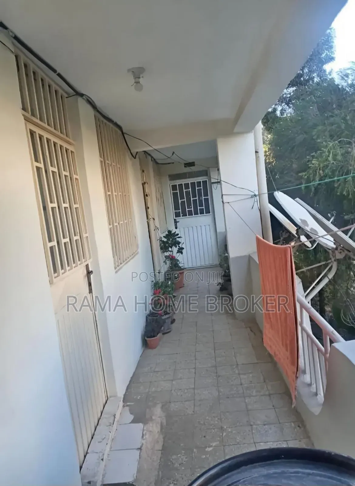 Furnished 3bdrm Condo in Yeka for sale