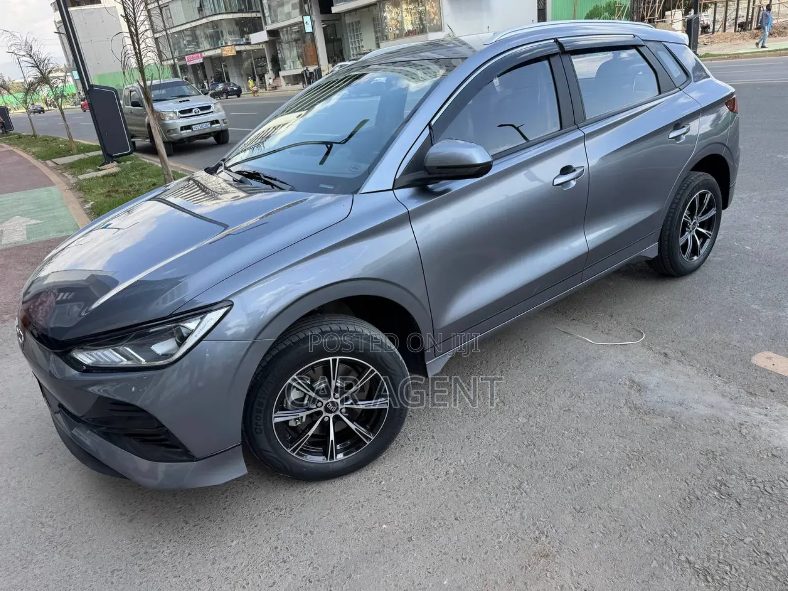 BYD E2 43 kWh 94 hp FWD 2024 Gray