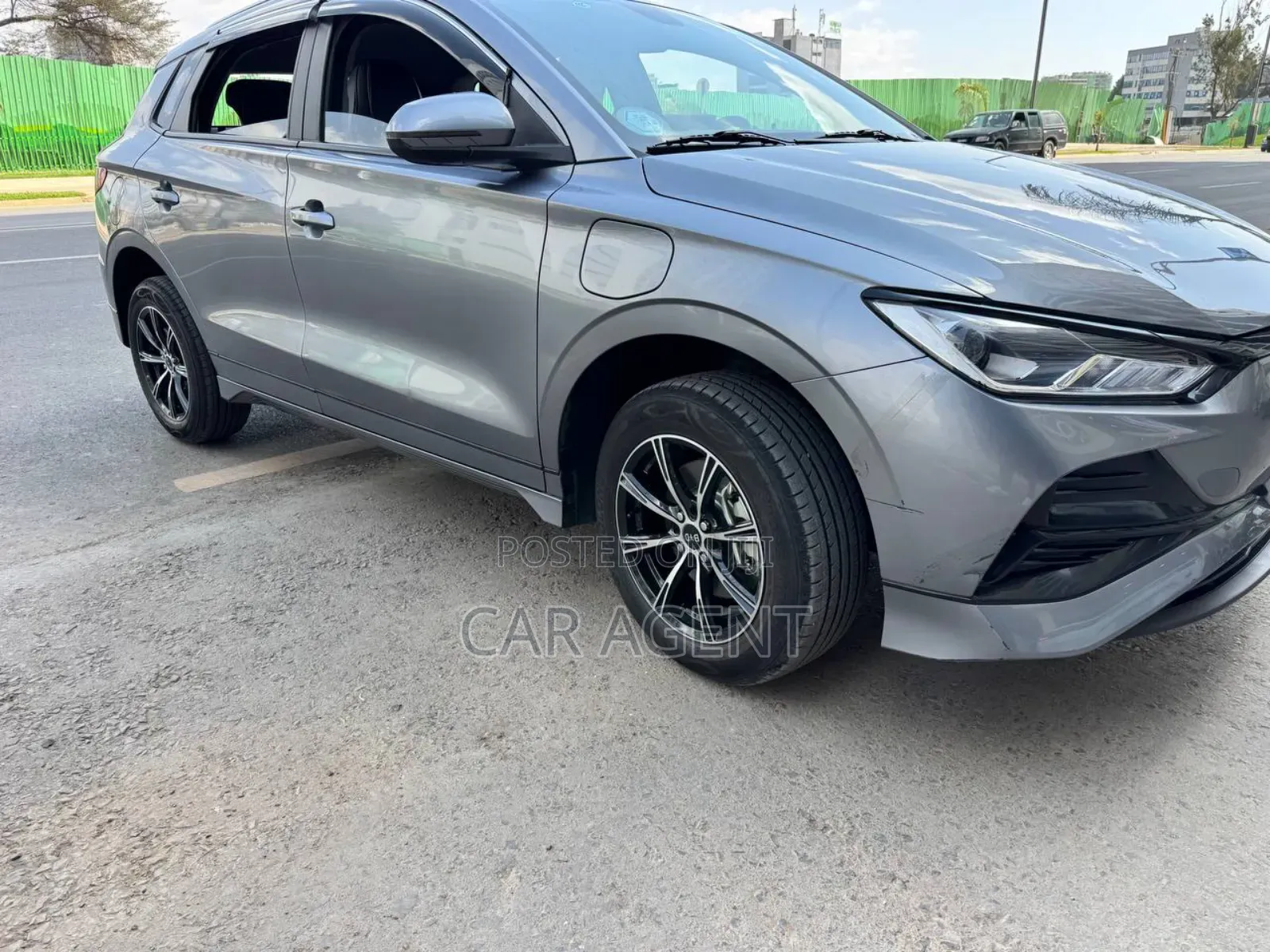 BYD E2 43 kWh 94 hp FWD 2024 Gray