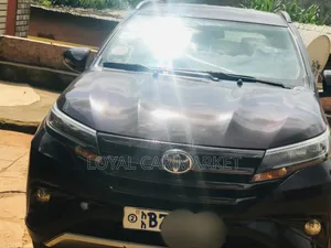 Photo - Toyota Rush 2022 Gray