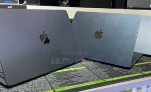 New Laptop Apple MacBook Air 2024 M3 13-Inch 8GB Apple M3 SSD 256GB