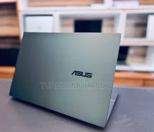 New Asus ZenBook Flip 14 UX461UN 8GB Intel Core Ultra 5 SSD 512GB