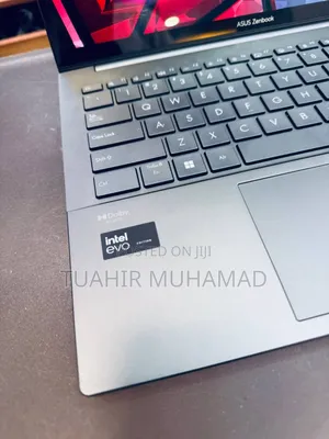 New Asus ZenBook Flip 14 UX461UN 8GB Intel Core Ultra 5 SSD 512GB