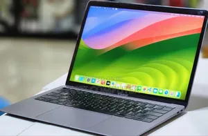 Photo - New Laptop Apple MacBook Pro 2019 32GB Intel Core I9 SSD 2T