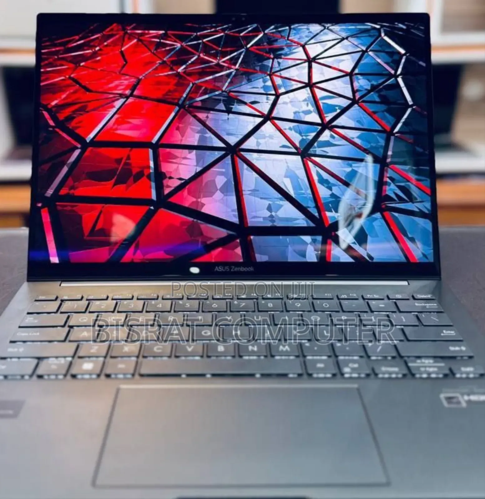 New Laptop Asus ZenBook 13 UX331UN 8GB Intel Core Ultra 5 SSD 512GB