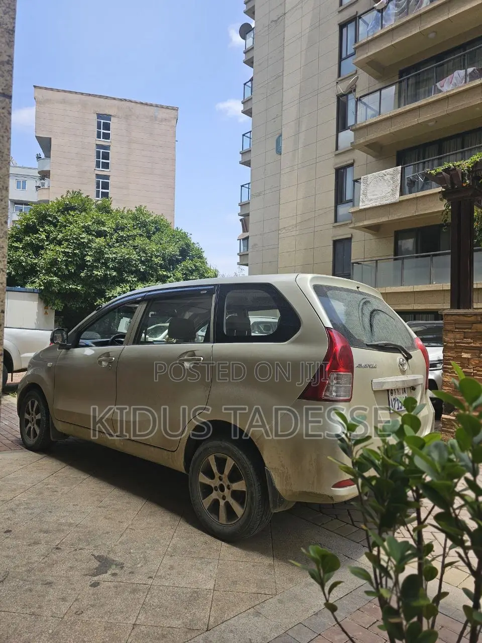 Toyota Avanza 2015 Gold