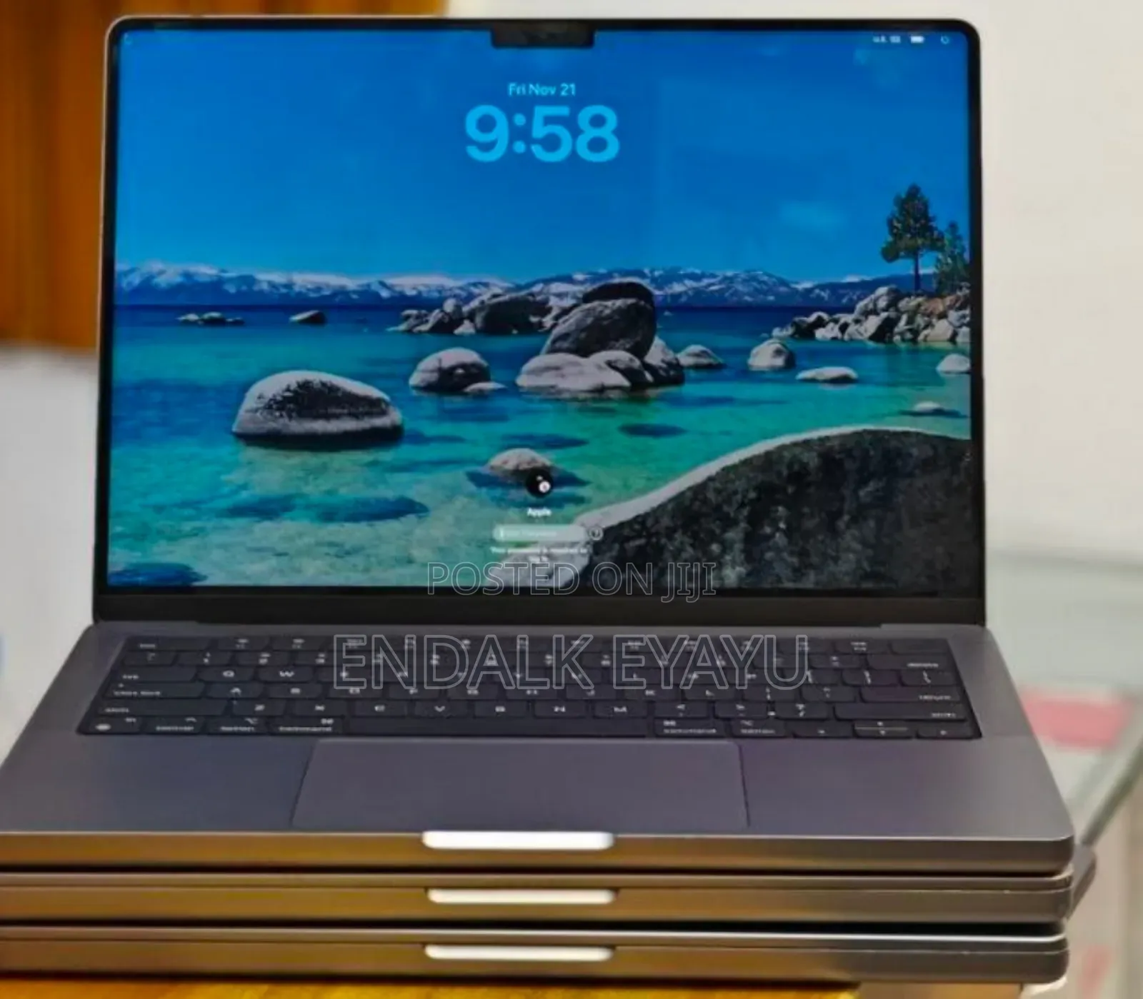 New Laptop Apple MacBook Pro M1 32GB Apple M1 Pro SSD 512GB