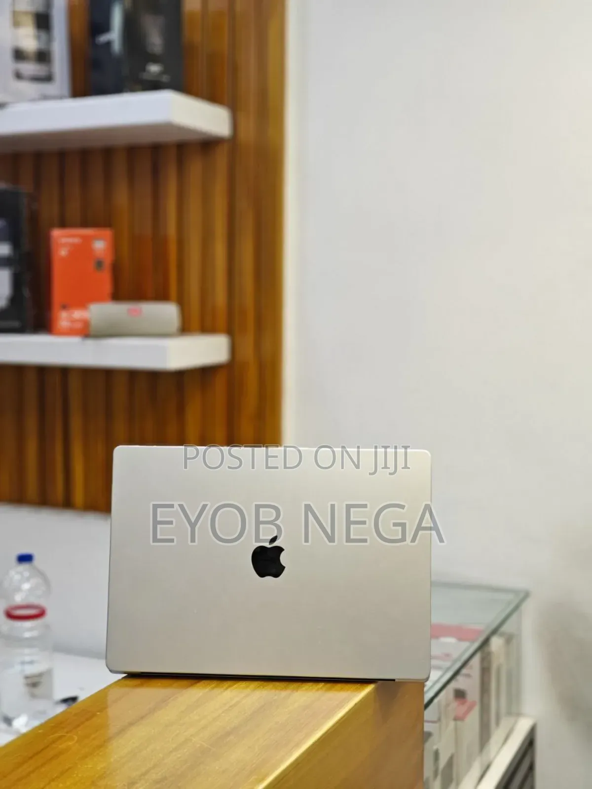 New Laptop Apple MacBook Pro M1 16GB Apple M1 Pro SSD 512GB