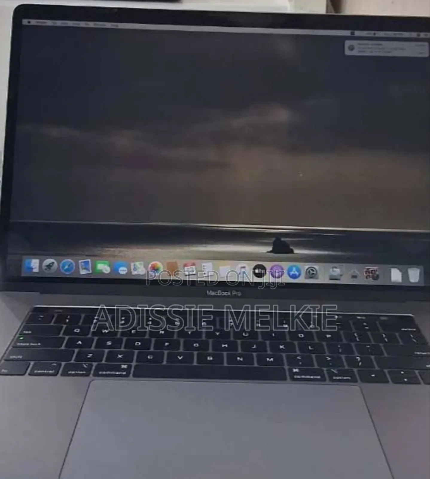 New Laptop Apple MacBook Pro 2019 32GB Intel Core I9 SSD 512GB