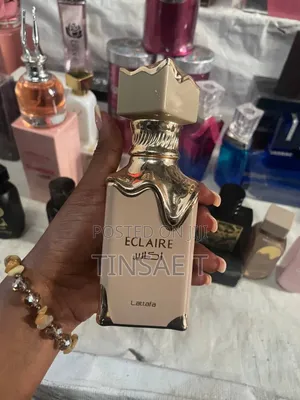 Photo - Lattafa Eclaire Eau De Parfum.