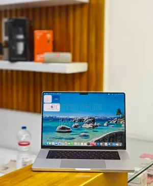 New Laptop Apple MacBook Pro M1 16GB Apple M1 Pro SSD 512GB