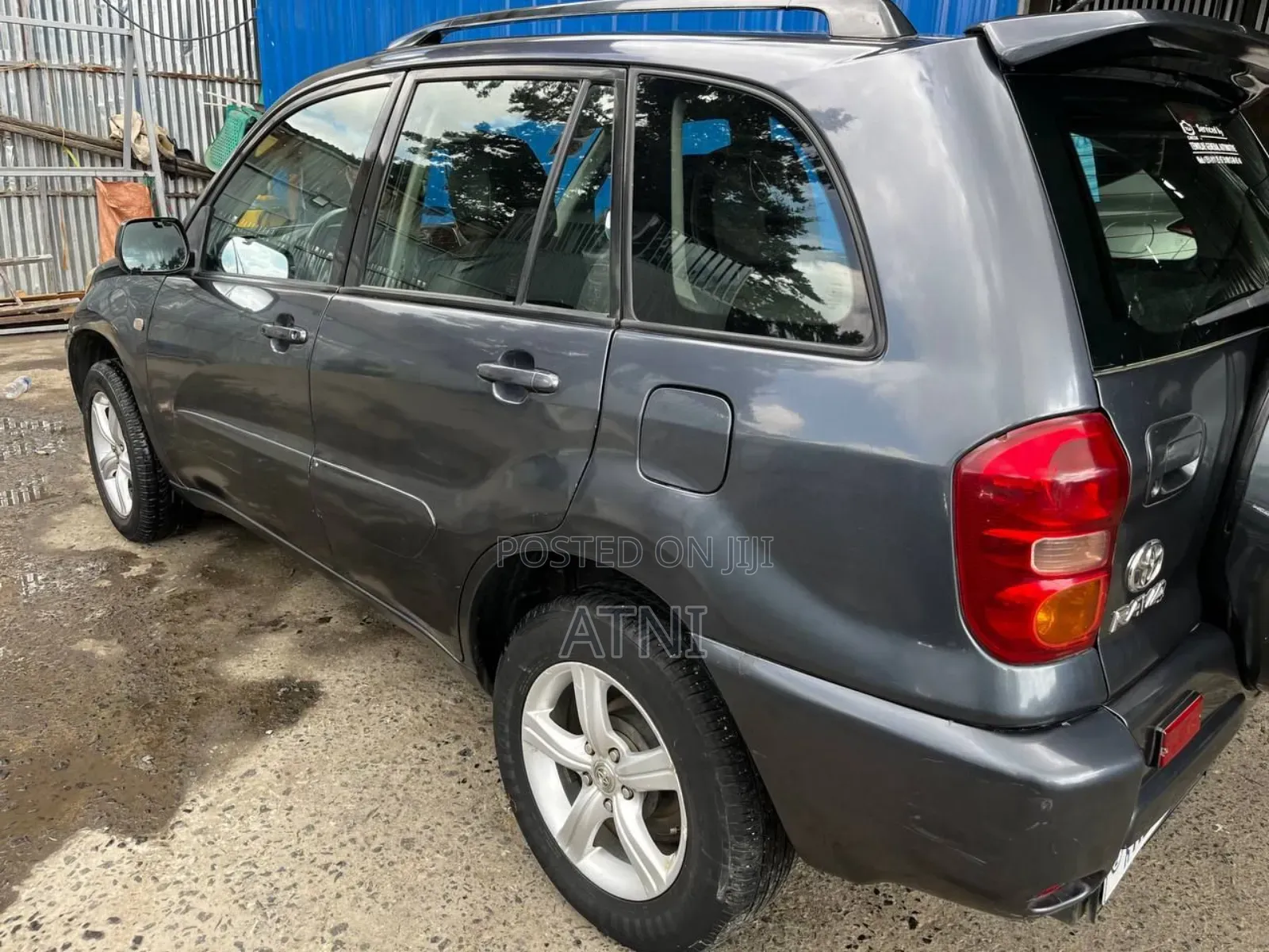 Toyota RAV4 1.8 2005 Gray