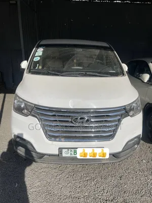 Photo - Hyundai H1 2021 White