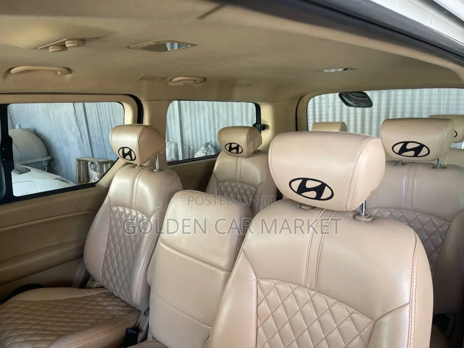 Hyundai H1 2021 White