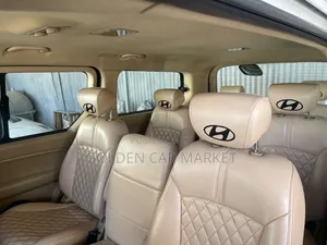 Hyundai H1 2021 White