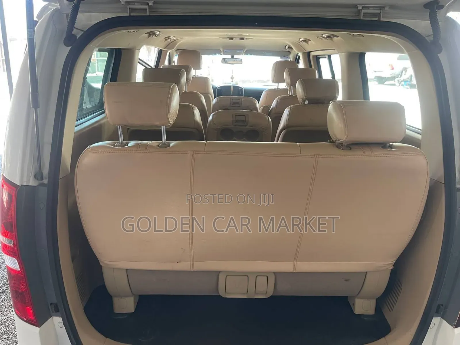 Hyundai H1 2021 White