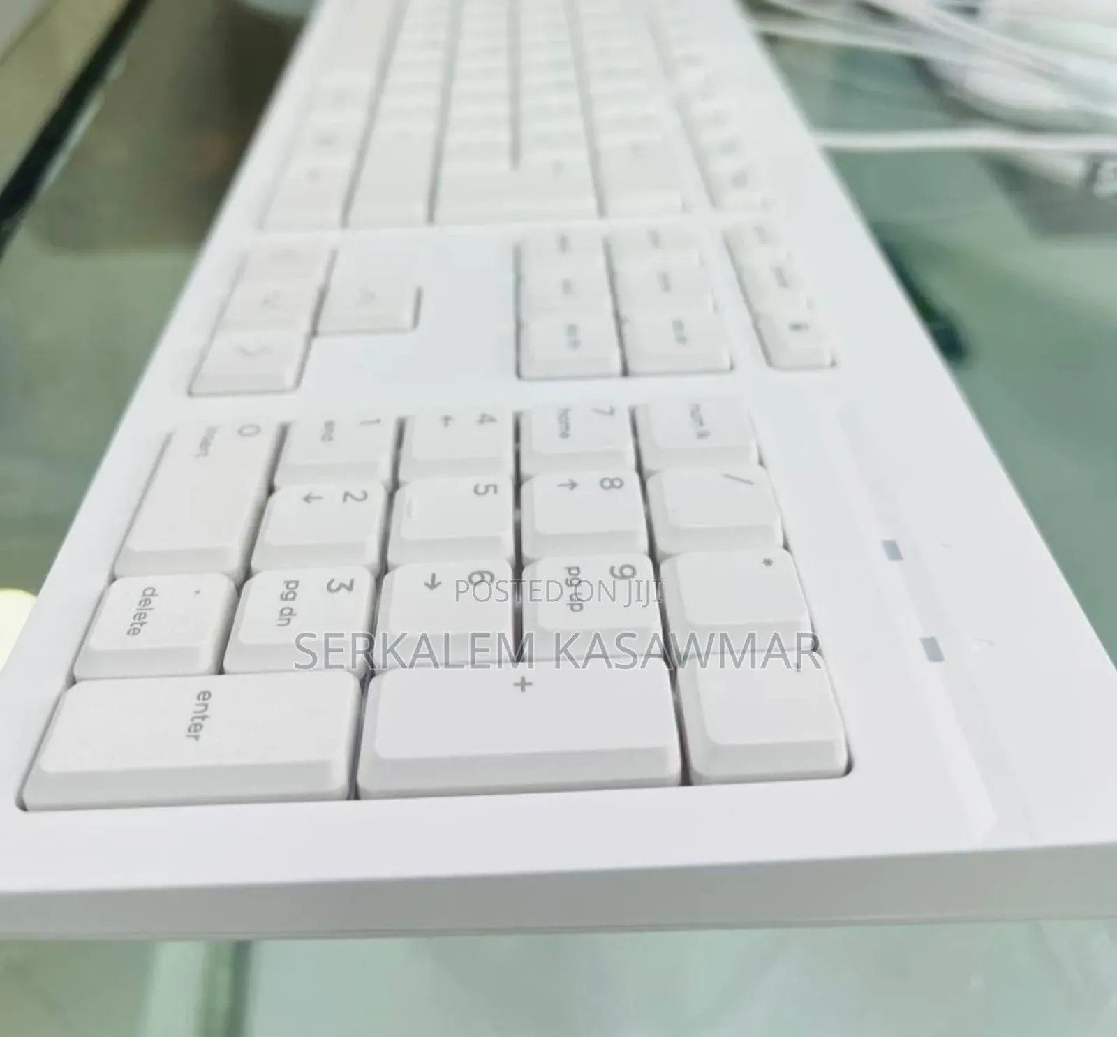 New HP 200 G4 22 All-in-One 8GB Intel Core I5 SSD 512GB