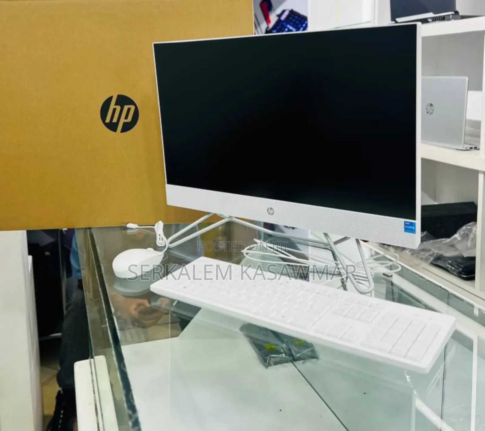 New HP 200 G4 22 All-in-One 8GB Intel Core I5 SSD 512GB
