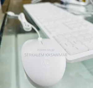 New HP 200 G4 22 All-in-One 8GB Intel Core I5 SSD 512GB