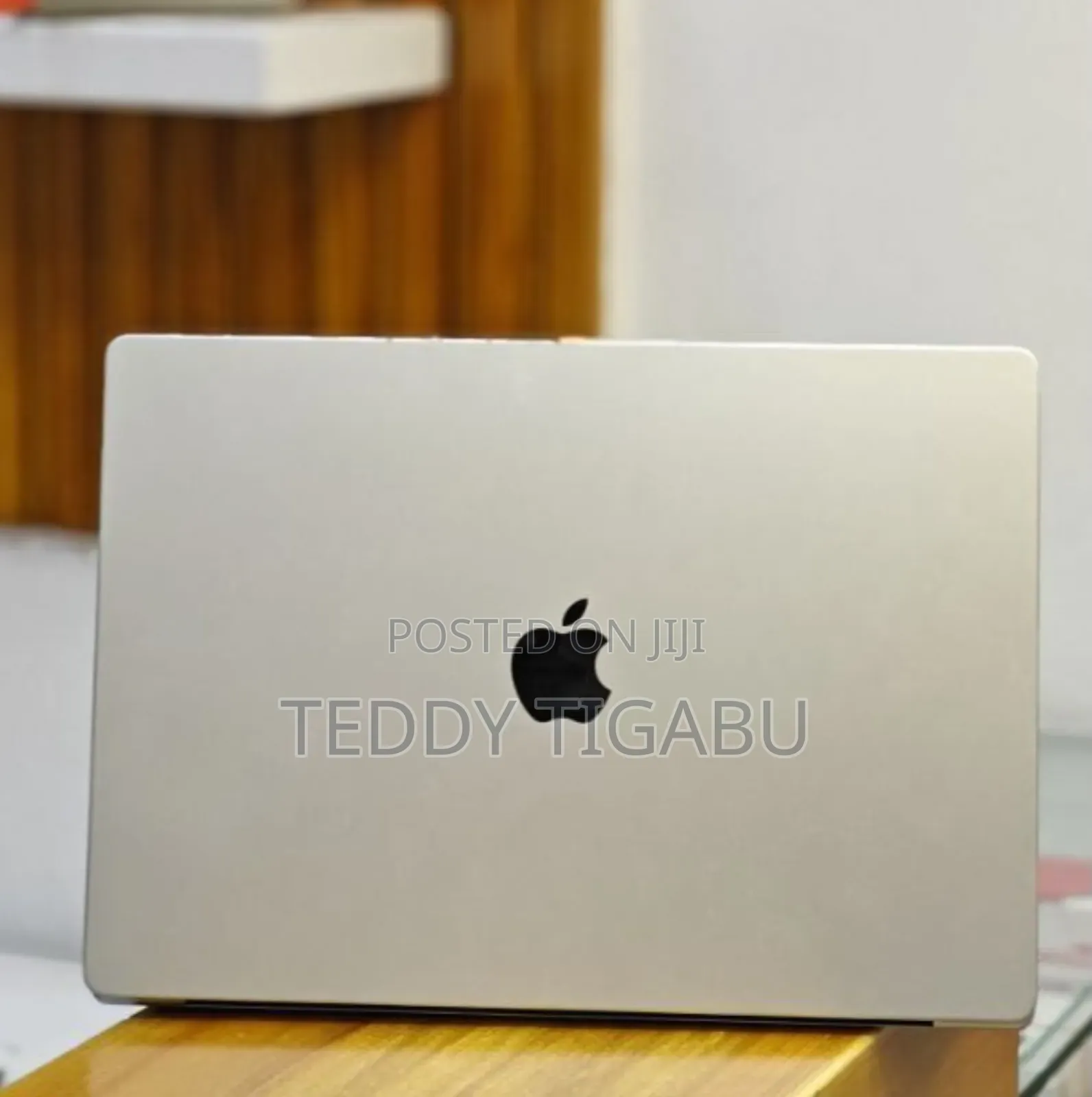 New Laptop Apple MacBook Pro M1 16GB Apple M1 SSD 512GB