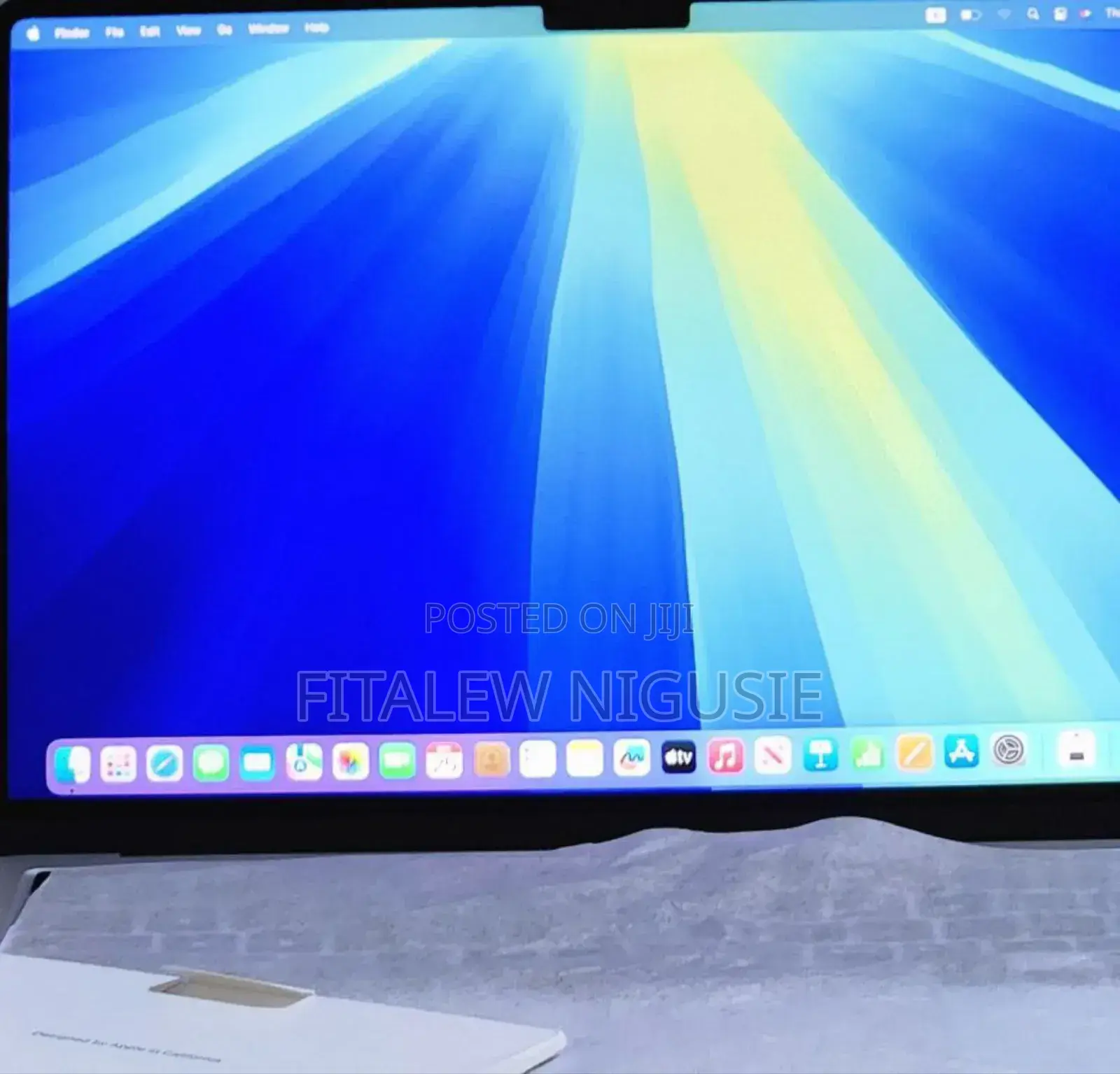 New Laptop Apple MacBook Pro 2024 M4 14-Inch 16GB Apple M4 SSD 256GB