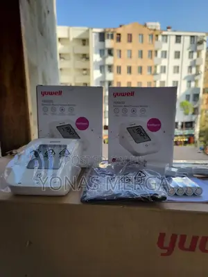 Blood Pressure Monitors, Clinic Set Up, Medical Equipment