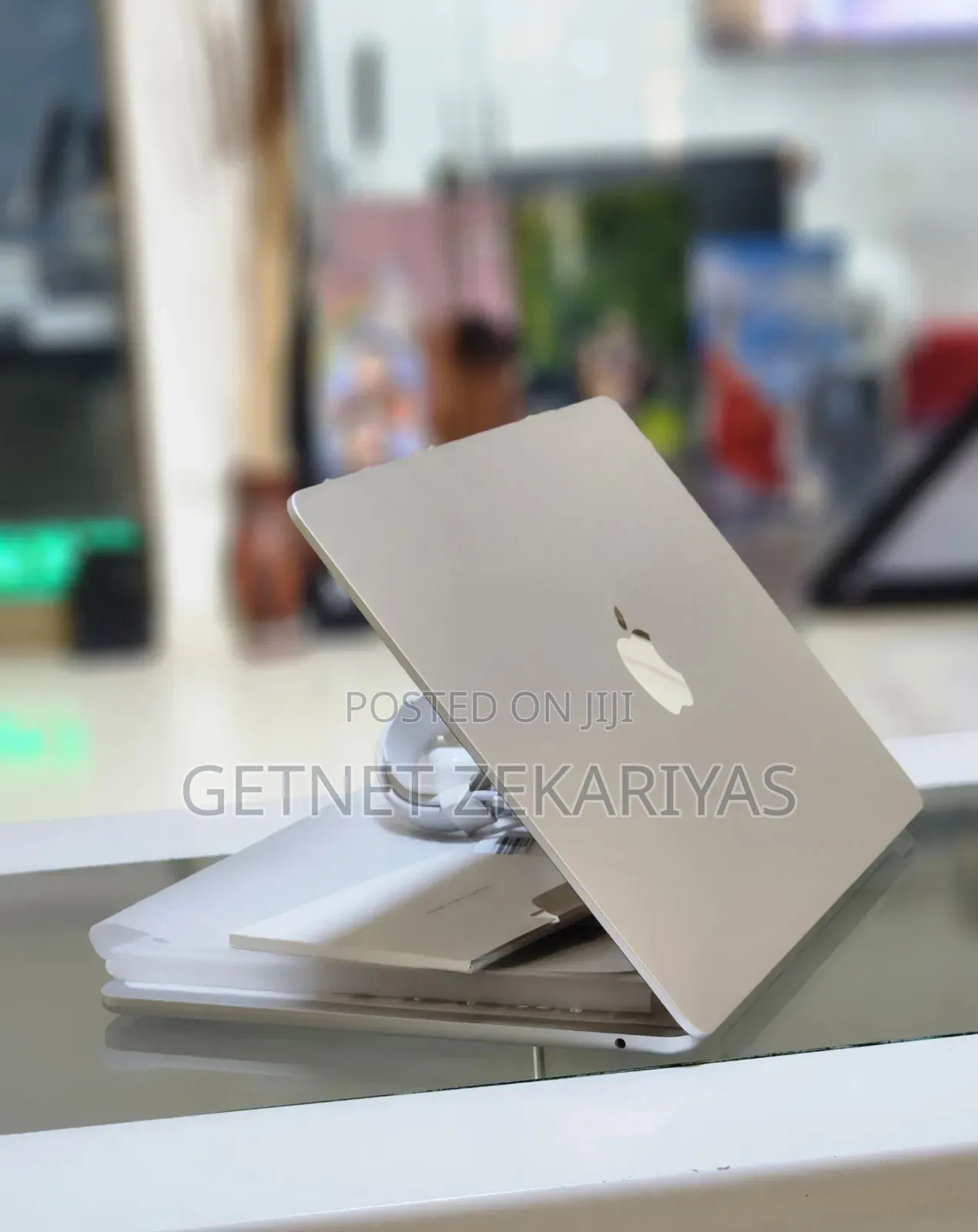 New Laptop Apple MacBook Air 16GB Apple M4 SSD 256GB