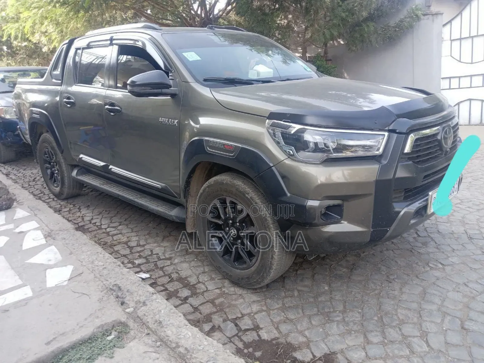 Toyota Hilux 2021 Gray