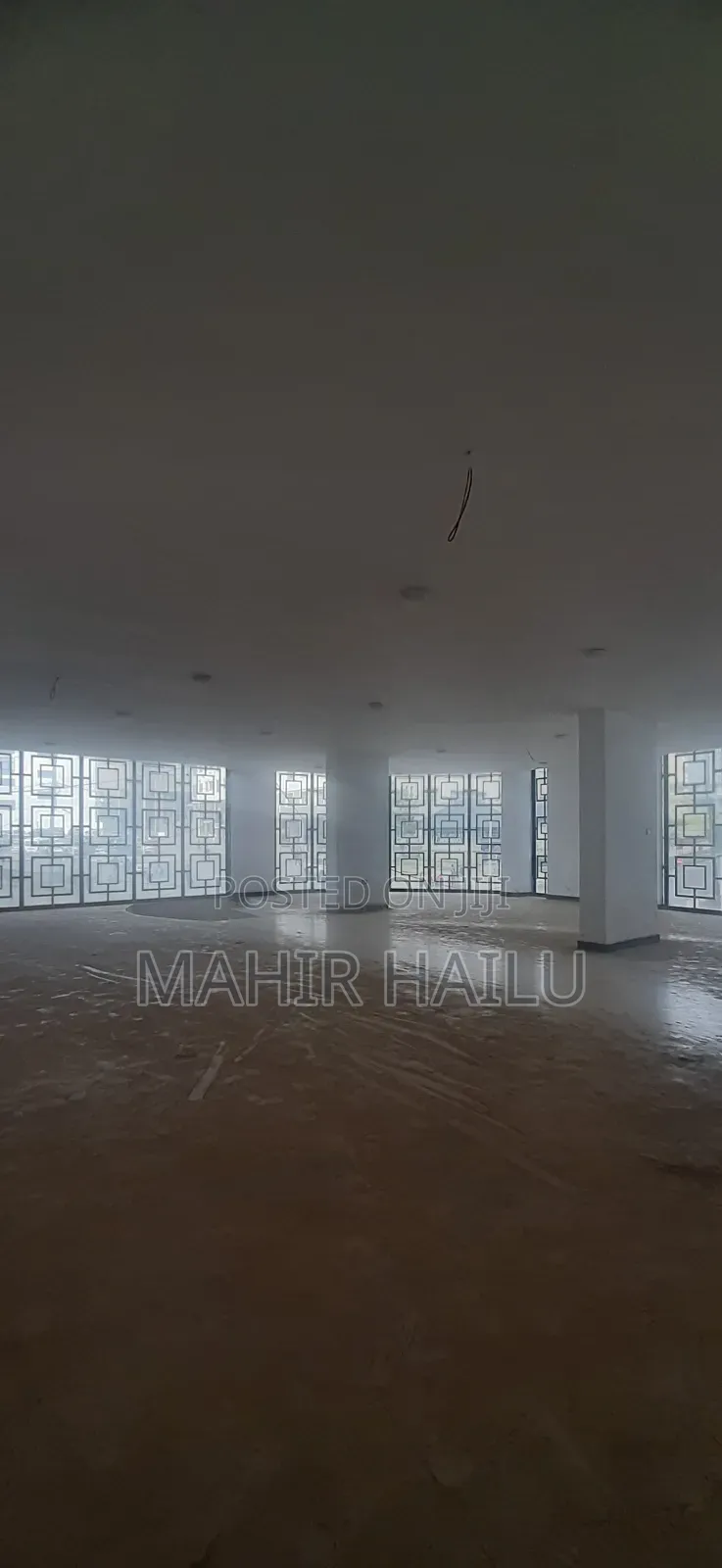 ለክትፎ ቤት ለካፌ ለሬስትራንት ይከራያል