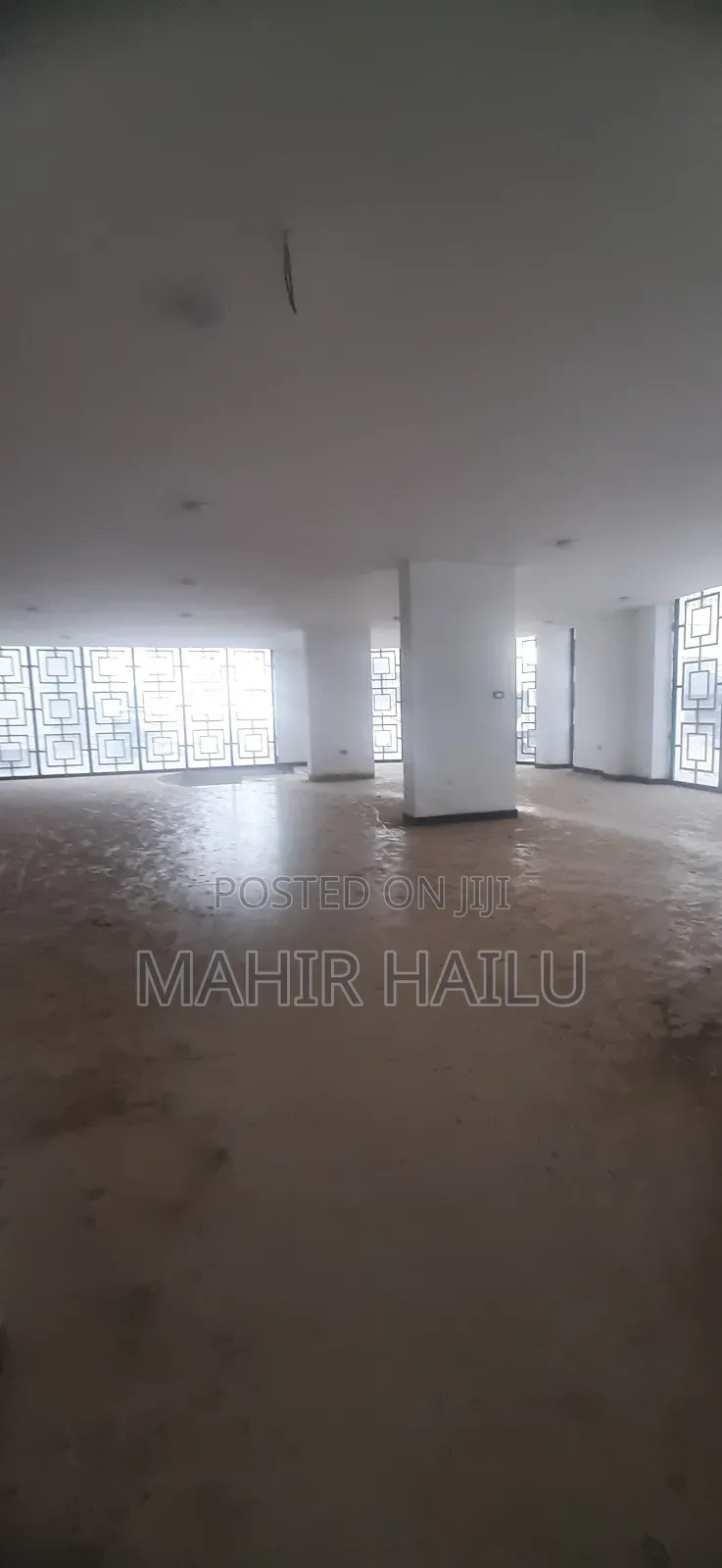 ለክትፎ ቤት ለካፌ ለሬስትራንት ይከራያል