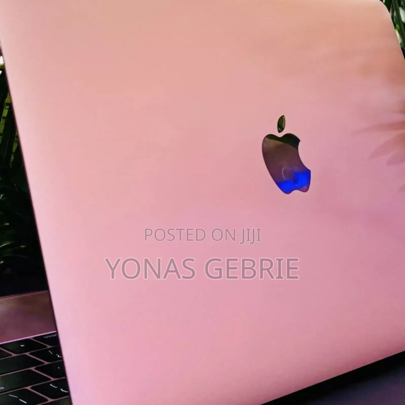 New Laptop Apple MacBook 2019 8GB Intel Core M3 SSD 256GB