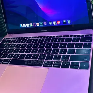 New Laptop Apple MacBook 2019 8GB Intel Core M3 SSD 256GB