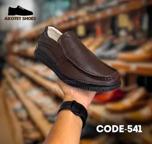 Photo - Men's Leather Shoes Fashionable