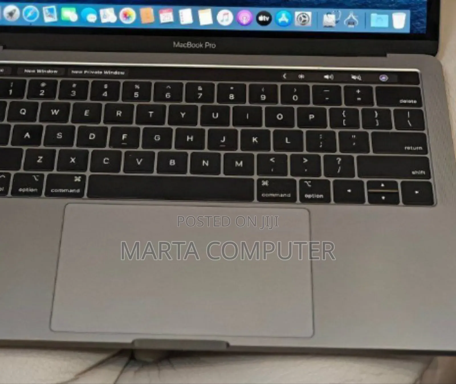 New Laptop Apple MacBook Pro 2019 16GB Intel Core I7 SSD 1T