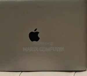 New Laptop Apple MacBook Pro 2019 16GB Intel Core I7 SSD 1T