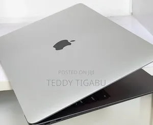 New Laptop Apple MacBook Air 2020 8GB Intel Core i5 SSD 256GB