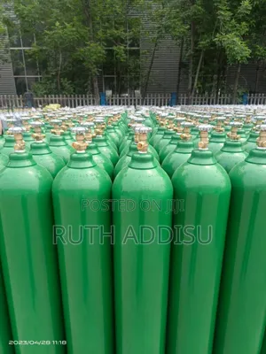 Photo - Oxygen Cylinder肢軟all Liters Available Oxygen Cylinder堥你oxygen Tank